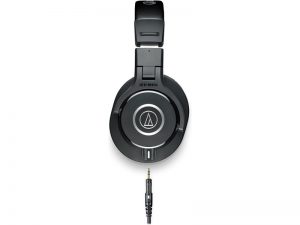 Audio-Technica-ATH-M40x-02