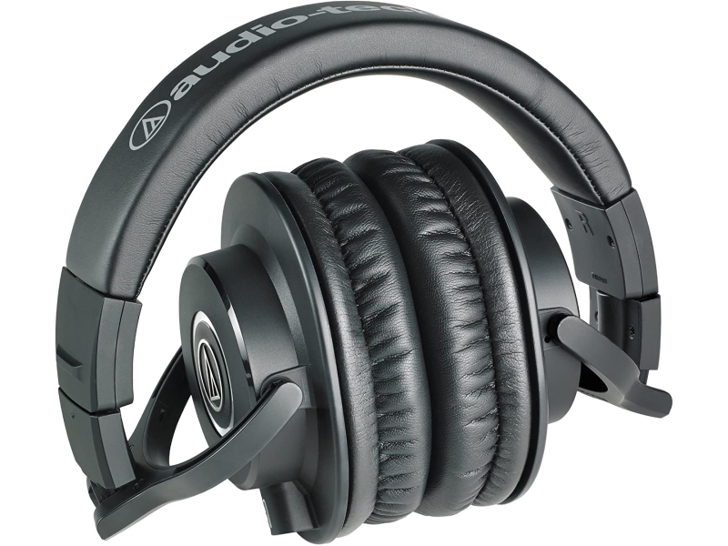 Audio-Technica-ATH-M40x-03